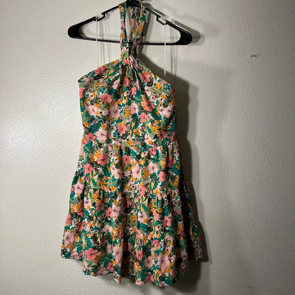 Copper Key Floral Printed
Tiered Halter Dress | Dillard's size Large - Picture 7 of 13